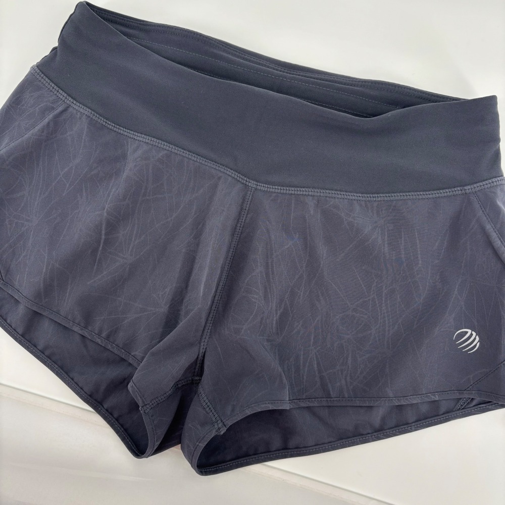 MPG‎ Running Shorts Women Small Gray Excellent Etched Print Zip Pocket Athletic